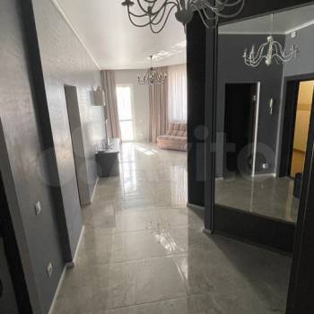 Сдается Многокомнатная квартира, 100 м²