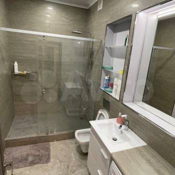 Сдается Многокомнатная квартира, 100 м²