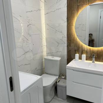 Сдается 1-комнатная квартира, 40 м²