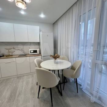 Сдается 1-комнатная квартира, 40 м²