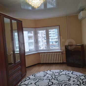 Сдается 1-комнатная квартира, 42,5 м²
