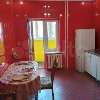 Сдается 1-комнатная квартира, 42,5 м²