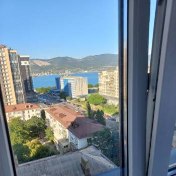 Продается 1-комнатная квартира, 40,5 м²