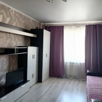 Продается 1-комнатная квартира, 38 м²