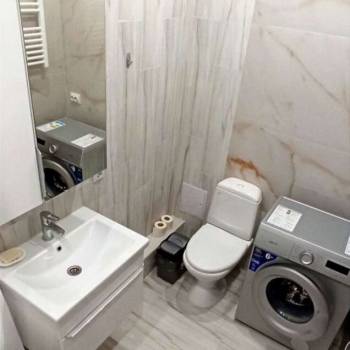 Сдается 1-комнатная квартира, 49 м²