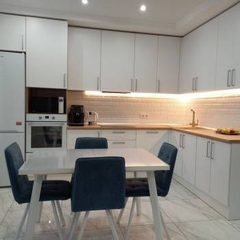 Продается 1-комнатная квартира, 59,7 м²