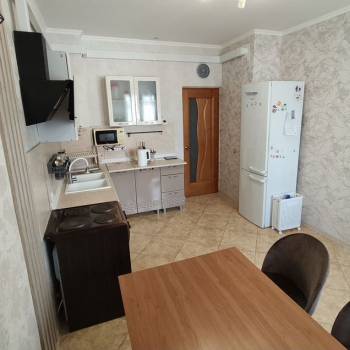 Сдается 2-х комнатная квартира, 62 м²