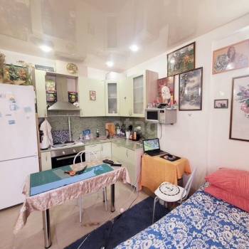 Продается 1-комнатная квартира, 28 м²