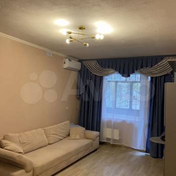 Сдается 1-комнатная квартира, 37 м²