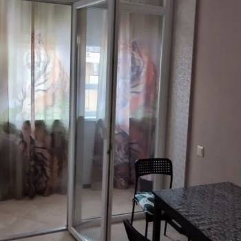 Продается 1-комнатная квартира, 44 м²