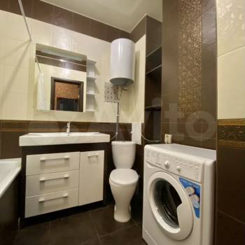 Сдается 1-комнатная квартира, 40 м²