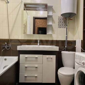 Сдается 1-комнатная квартира, 40 м²