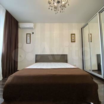 Сдается 1-комнатная квартира, 40 м²