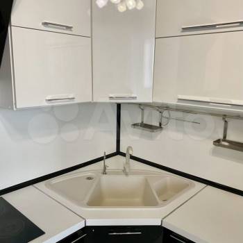 Сдается 1-комнатная квартира, 40 м²