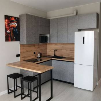 Продается 1-комнатная квартира, 42,2 м²