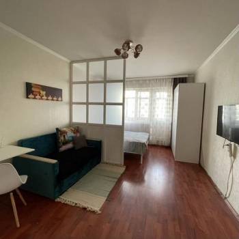 Сдается 1-комнатная квартира, 38 м²