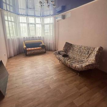 Сдается 1-комнатная квартира, 43 м²