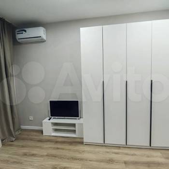 Сдается 1-комнатная квартира, 43 м²