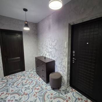 Продается 1-комнатная квартира, 50,5 м²