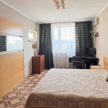 Сдается 1-комнатная квартира, 45 м²