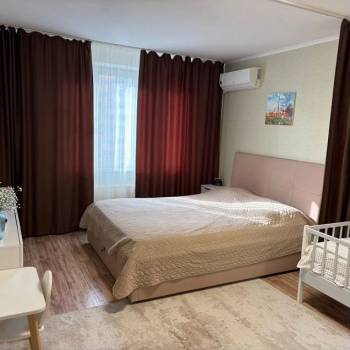 Продается 1-комнатная квартира, 39 м²