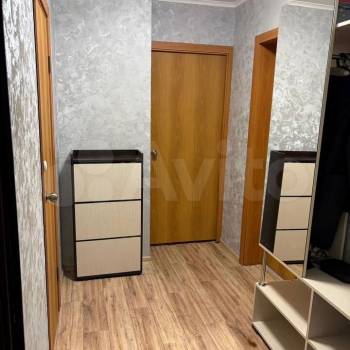 Продается 1-комнатная квартира, 39 м²