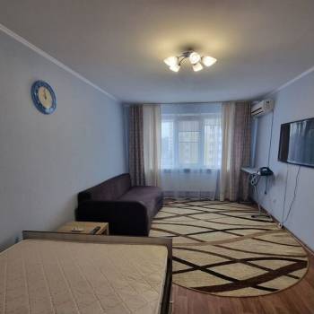 Сдается 1-комнатная квартира, 37 м²