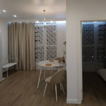 Продается 1-комнатная квартира, 42 м²