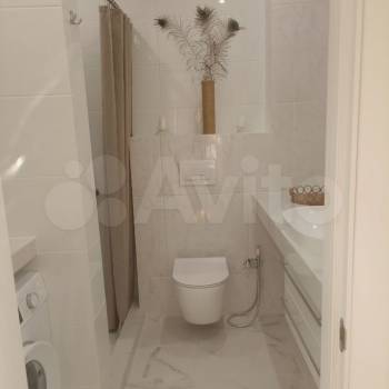 Продается 1-комнатная квартира, 42 м²