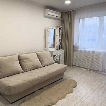 Сдается 1-комнатная квартира, 38 м²