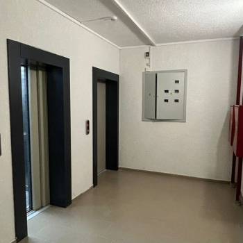 Продается 1-комнатная квартира, 40,7 м²