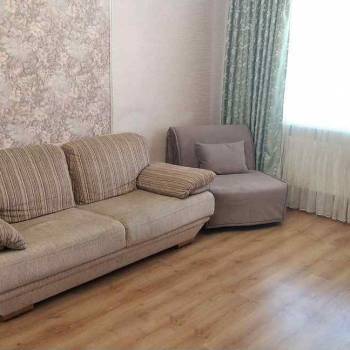 Сдается 1-комнатная квартира, 38 м²