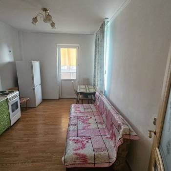 Сдается 1-комнатная квартира, 50 м²