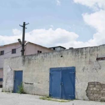 Продается Нежилое помещение, 2000 м²