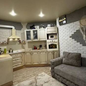 Сдается 1-комнатная квартира, 50,2 м²