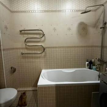 Сдается 1-комнатная квартира, 50,2 м²