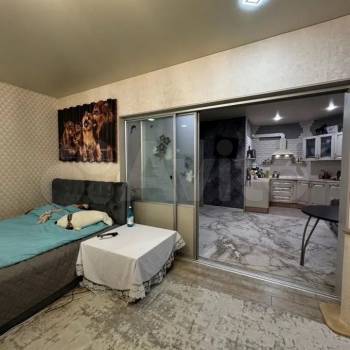 Сдается 1-комнатная квартира, 50,2 м²