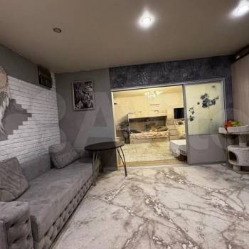 Сдается 1-комнатная квартира, 50,2 м²