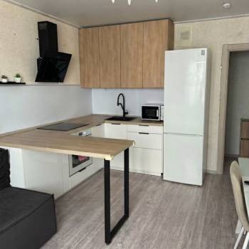 Сдается 2-х комнатная квартира, 65 м²