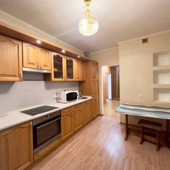 Сдается 2-х комнатная квартира, 64,4 м²