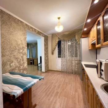 Сдается 2-х комнатная квартира, 64,4 м²