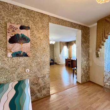 Сдается 2-х комнатная квартира, 64,4 м²