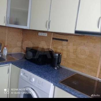 Продается 1-комнатная квартира, 30 м²