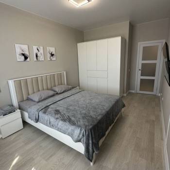 Сдается 1-комнатная квартира, 42 м²