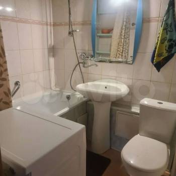Сдается 1-комнатная квартира, 49 м²