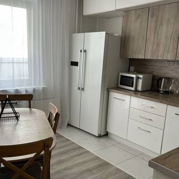 Продается 2-х комнатная квартира, 60 м²