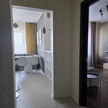 Сдается 1-комнатная квартира, 39 м²