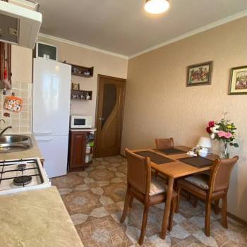 Продается 3-х комнатная квартира, 63 м²