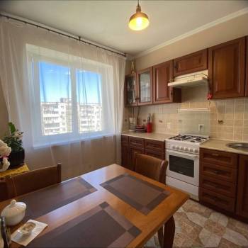 Продается 3-х комнатная квартира, 63 м²