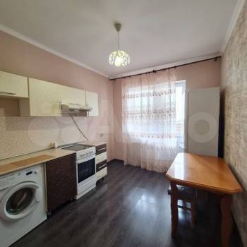 Сдается 1-комнатная квартира, 42 м²